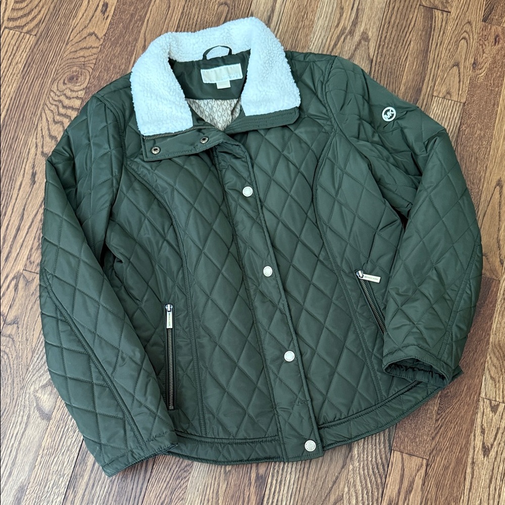 MICHAEL Michael Kors Dark Green Quilted Puffer with Cream Collar
